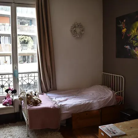 3 Storey Flat With Private Terrace Appartement Parijs